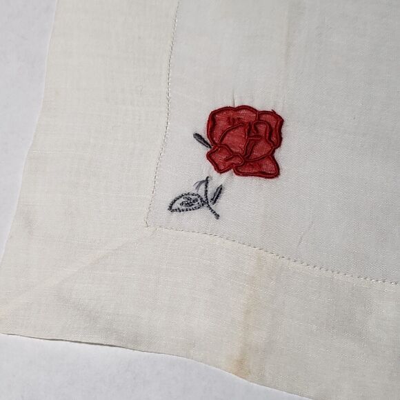 VTG 1960'S WOMENS HANKIE RED ROSE EMBROIDERED FLOWERS BRIDAL WEDDING WHITE - Picture 10 of 12